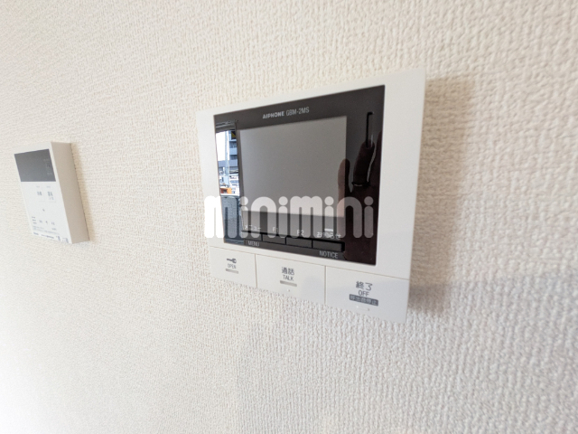 セキュリティ　隣のＷ棟流用写真です。