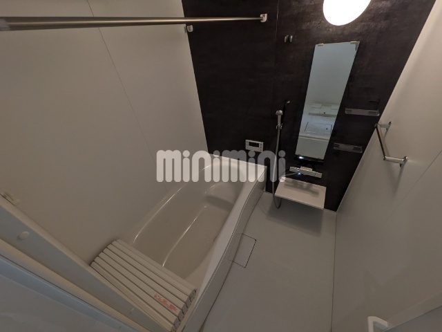 バス・シャワールーム　隣のＷ棟流用写真です。