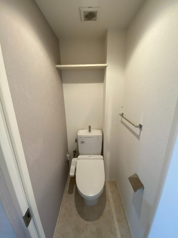 トイレ　別号室