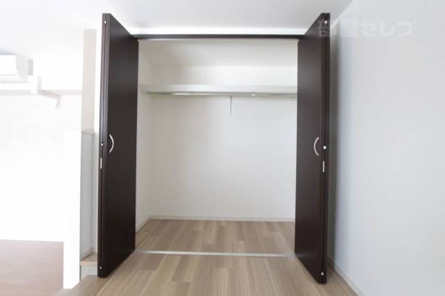 収納　※１０１号室内装写真参照