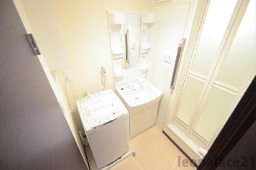 洗面設備　設備・使用は号室により異なるため、現況を優先致します。