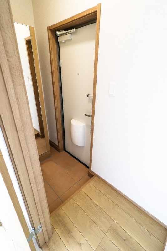 玄関　図面と現状に相違がある場合には現状を優先