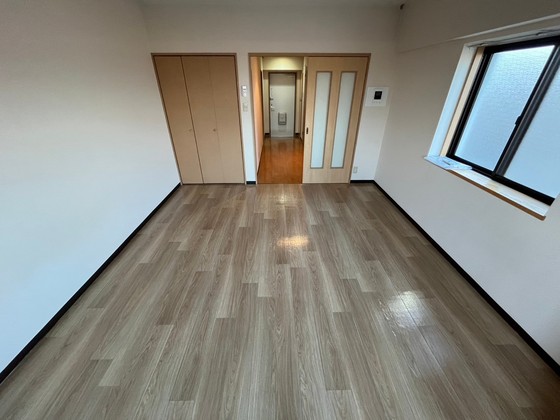 居室・リビング　※別部屋の写真です