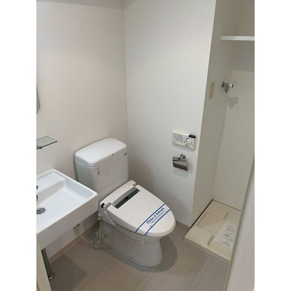 トイレ　別室の参考写真です。※現況優先