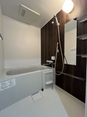 バス・シャワールーム　※現状優先。