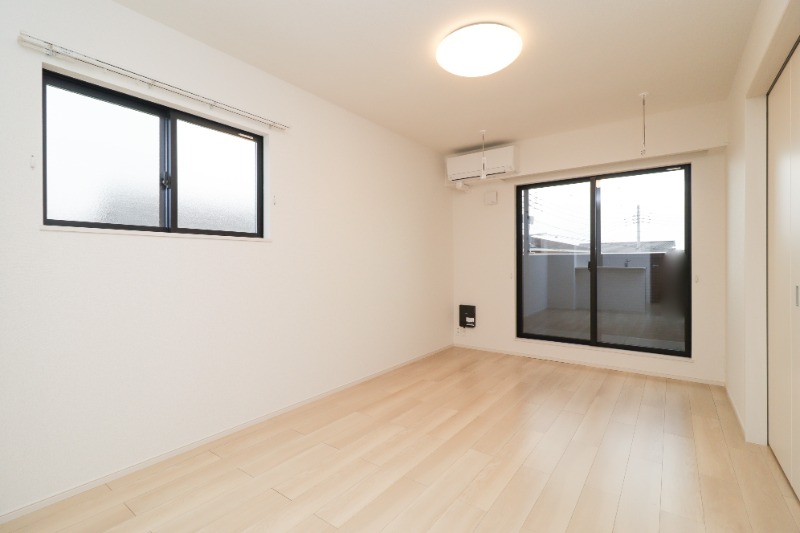 居室・リビング　図面と現状に相違がある場合には現状を優先