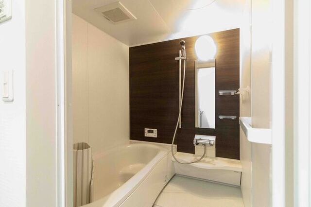 バス・シャワールーム　バス