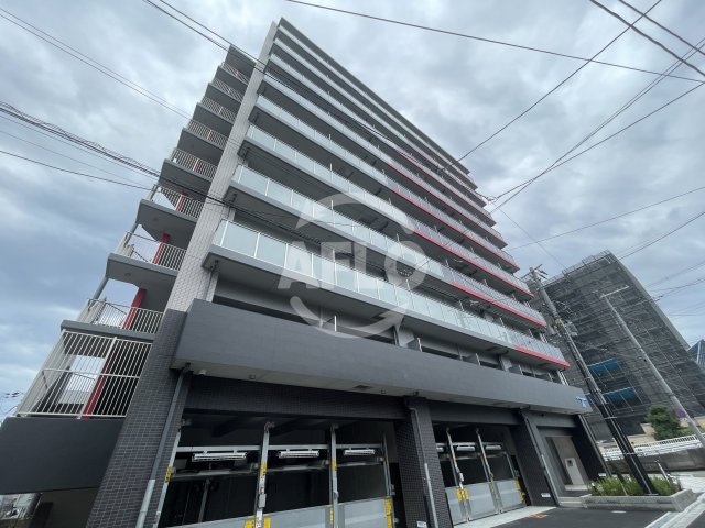 建物外観　セレニテ江坂エクラ　外観