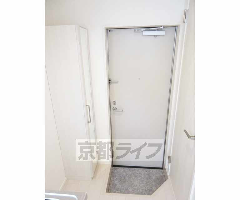 玄関　明るい玄関です