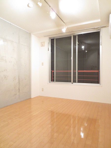 居室・リビング　同マンション別部屋参照