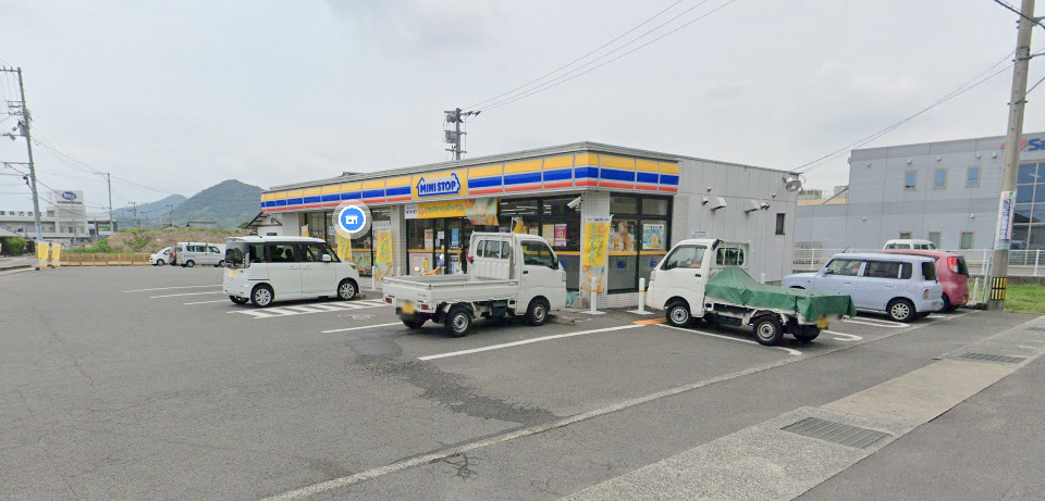 コンビニ　ミニストップ 県立図書館前店（コンビニ）まで1369m