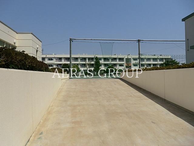 小学校　板橋区立徳丸小学校（小学校）まで481m