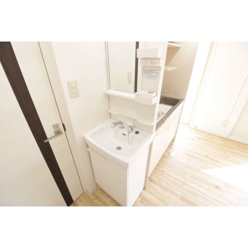 洗面設備　洗面台付いてます♪