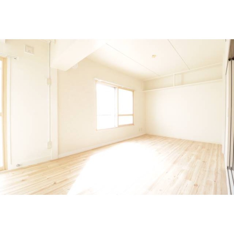 居室・リビング　日当たり良好リビング♪