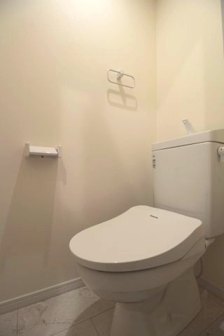 トイレ　コンパクトで使いやすいトイレです