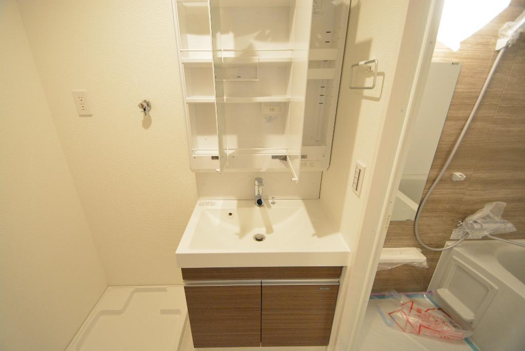 洗面設備　洗髪洗面化粧台