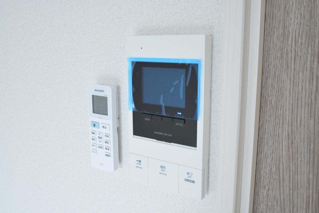 セキュリティ　カメラ付インターホン
