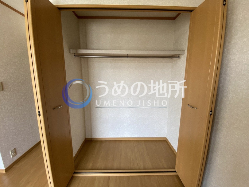 収納　洋室収納１