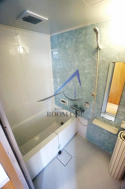 バス・シャワールーム　お風呂です。