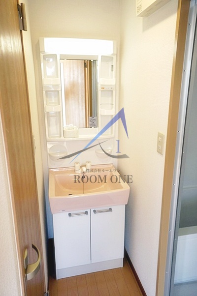 洗面設備　洗面台です。