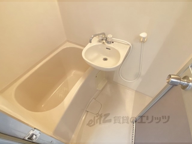 バス・シャワールーム　ユニットバス