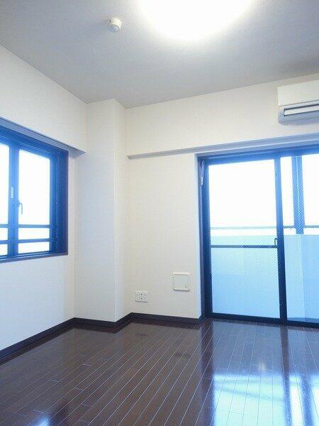 居室・リビング　?