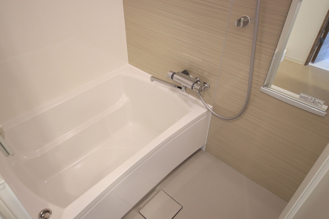 バス・シャワールーム　★浴室乾燥機付きのバスルーム★