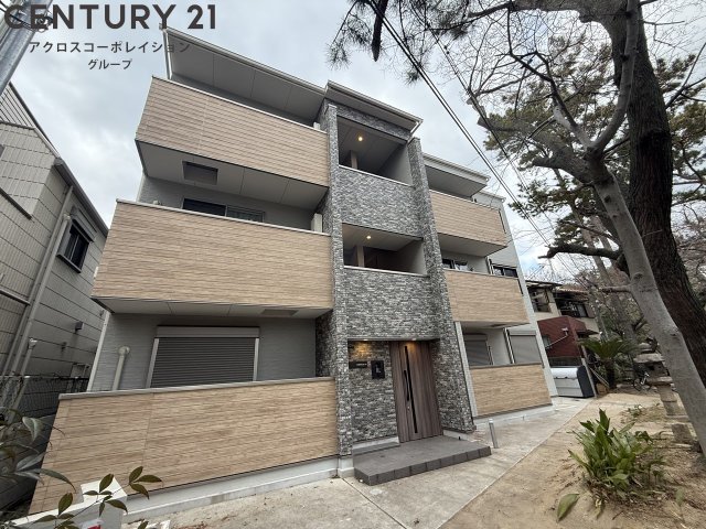 その他　オートロックで外部の人間が簡単に出入りできないため安心です。