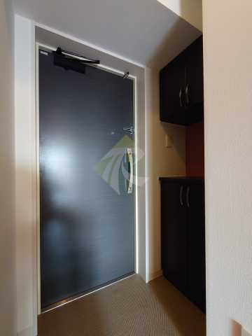 玄関　カーサラスク目白台