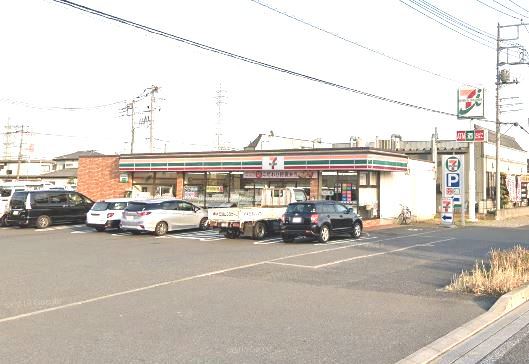 コンビニ　セブンイレブン（コンビニ）まで613m