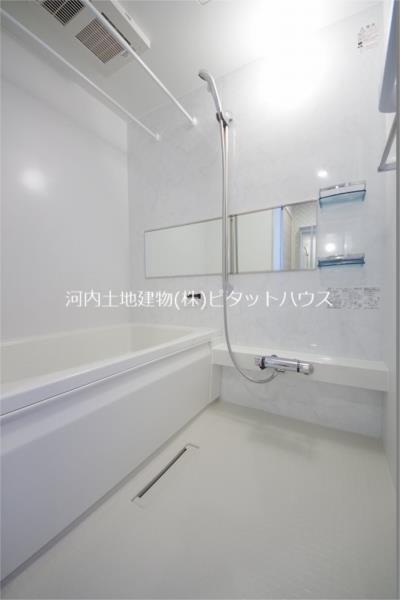 バス・シャワールーム　追い焚き・浴室乾燥機付き