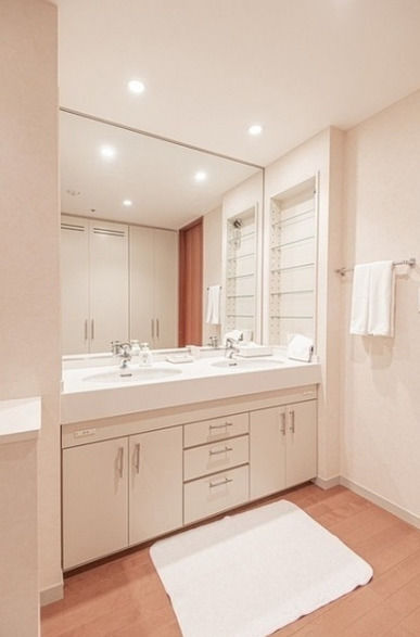 洗面設備　※別部屋の参考写真です。