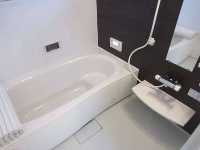 バス・シャワールーム　Ａ２０５　浴室ＴＶ・換気乾燥機付バスルーム