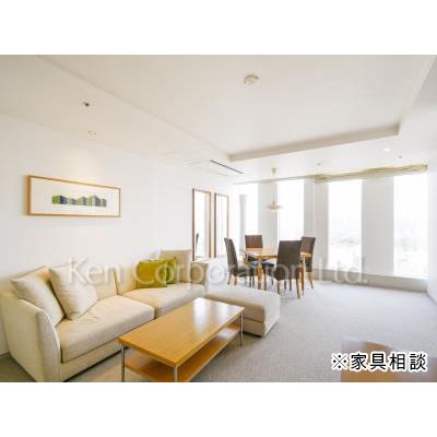 居室・リビング　同タイプ26階のお部屋を撮影。仕様が異なることがあります。