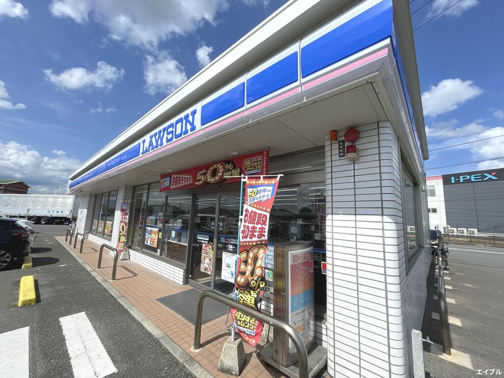 コンビニ　ローソン朝倉三輪店（コンビニ）まで624m