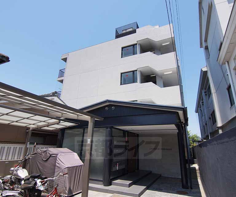 建物外観　２０１１年に外観を綺麗にしました。