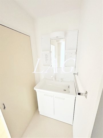 洗面設備　独立洗面台です。