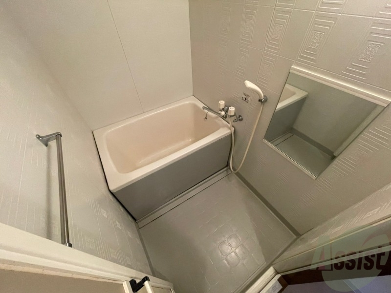 バス・シャワールーム　お風呂です。ゆっくりお風呂につかるのも体に良いですね～