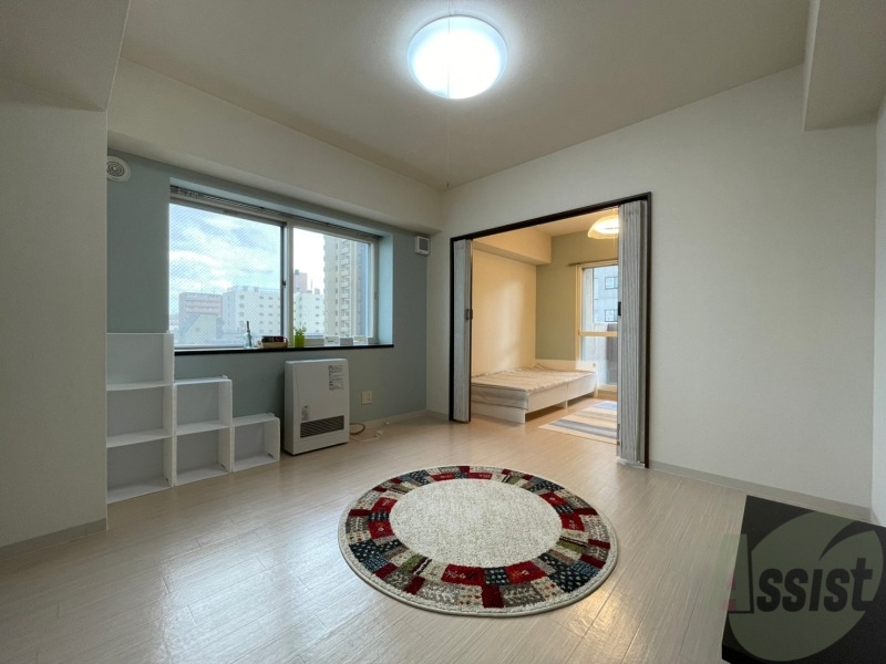 居室・リビング　広くてキレイなお部屋が広がっていて、充実した生活が送れそう。