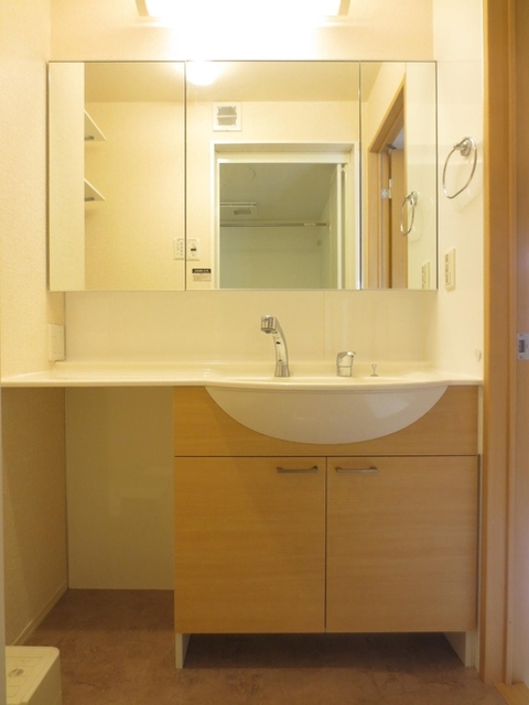 洗面設備　２０８　洗髪洗面化粧台