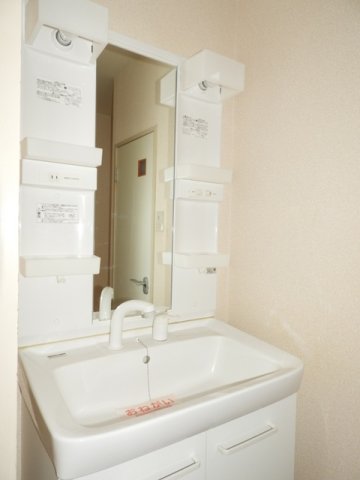 洗面設備　広い洗面スペース