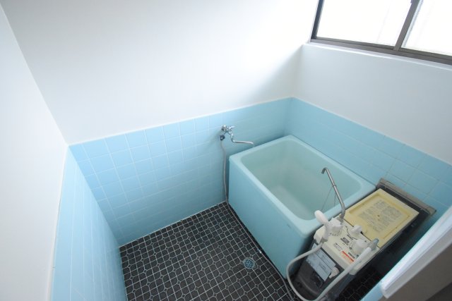 バス・シャワールーム　別部屋参考写真