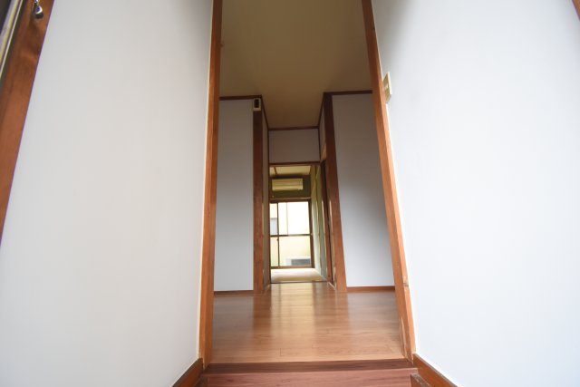 玄関　別部屋参考写真