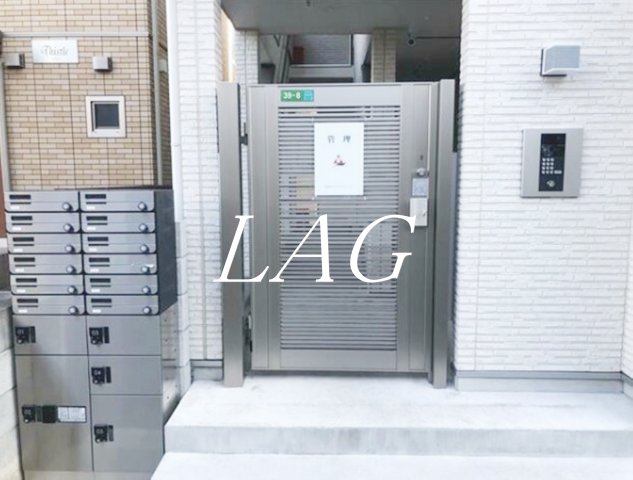 エントランス　門扉です。