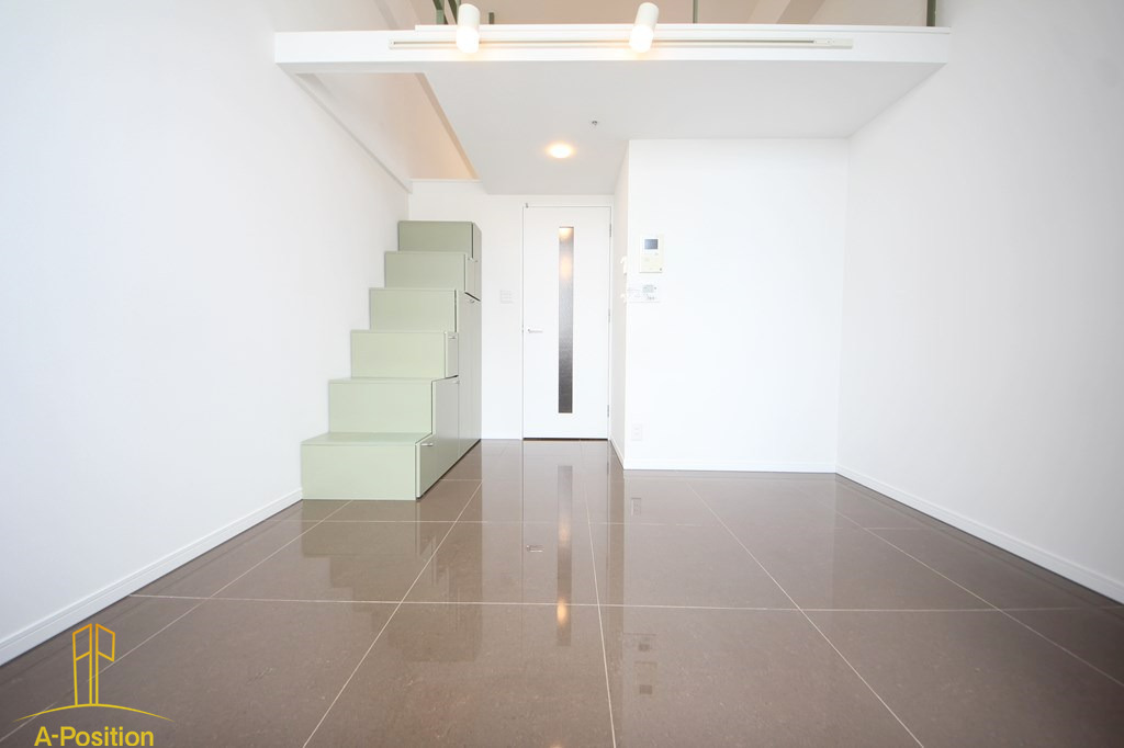 居室・リビング　リセス大阪イースト