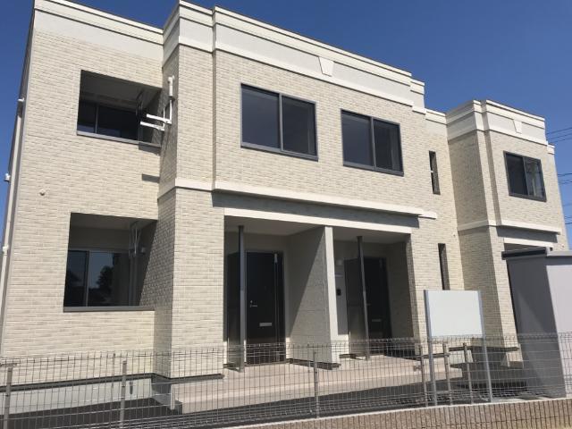 エントランス　外観写真（昼）