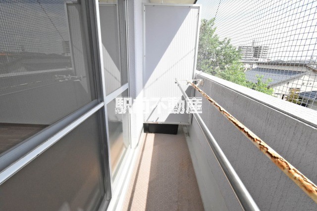バルコニー　※写真は１０１号室流用