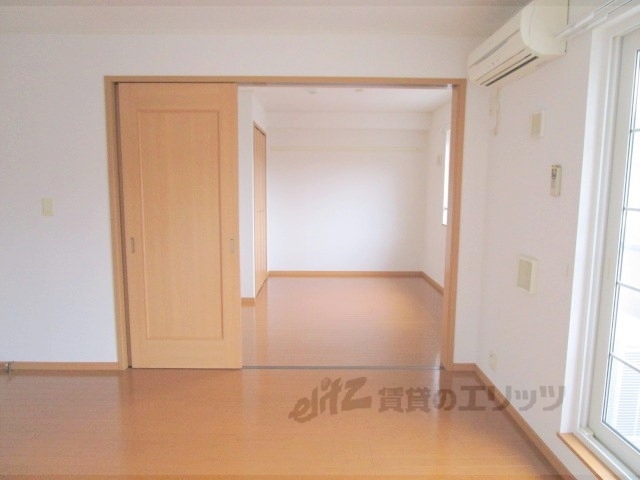 居室・リビング　居室