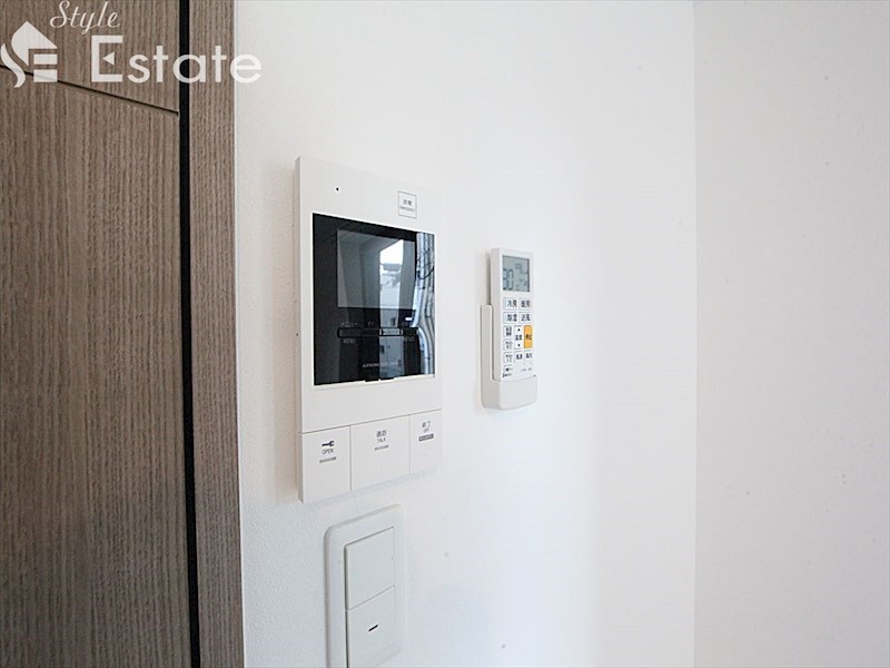 セキュリティ　モニター付きインターホン