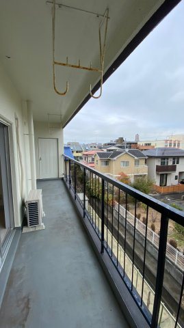 バルコニー　※他部屋参照・現況優先